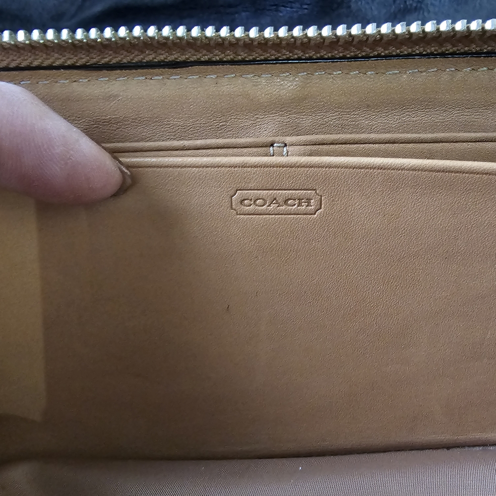 Coach Brown Signature Wallet - Picture 7 of 8
